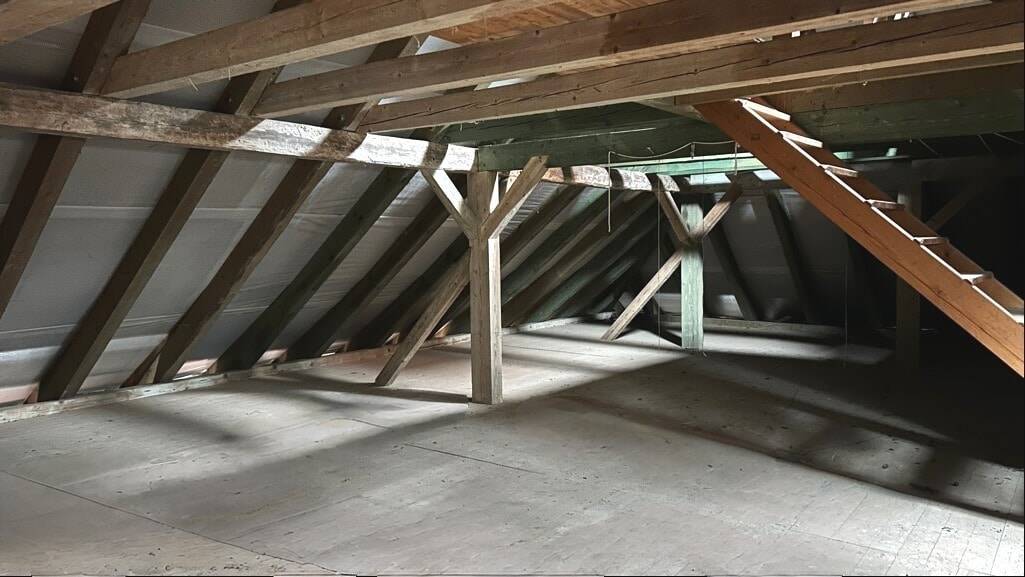 Einfamilienhaus Ebersbach-Neugersdorf Neugersdorf - 2 Zimmer, 300 m&sup2;, 120.000&euro; | Angebot:26257639