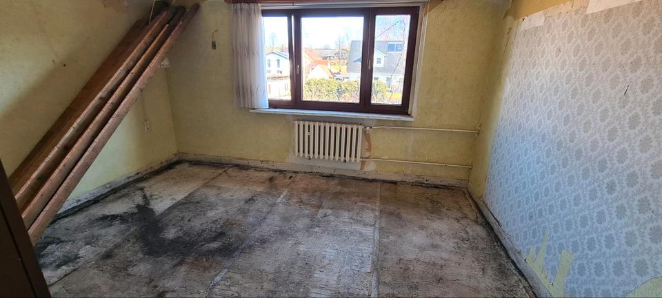 Einfamilienhaus Weida - 6 Zimmer, 200 m&sup2;, 160.000&euro; | Angebot:25293344