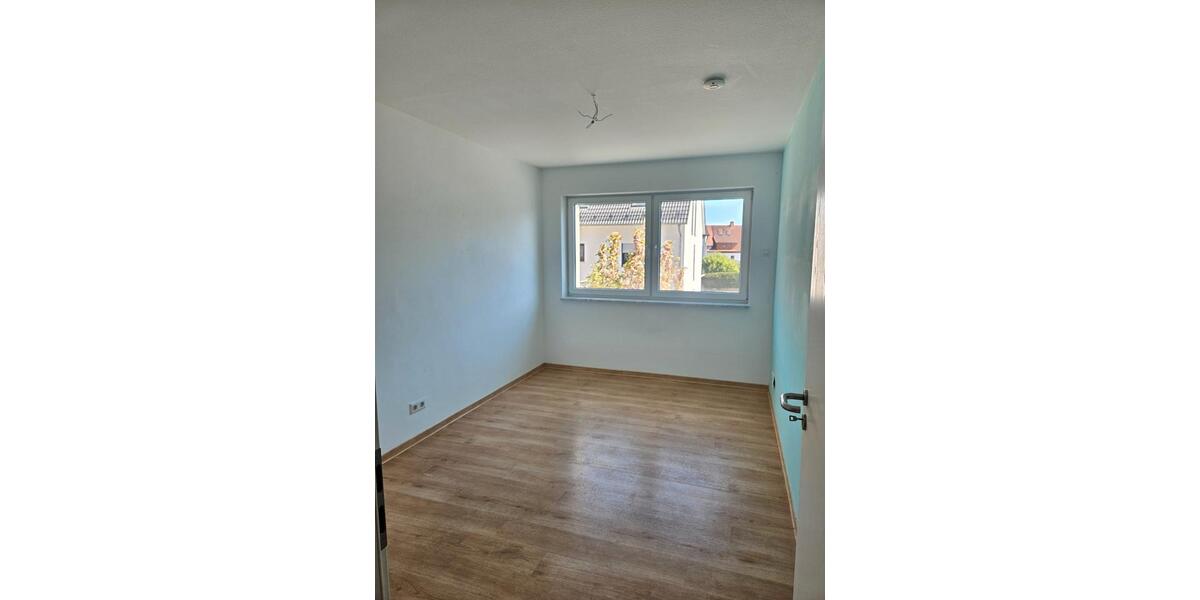 Etagenwohnung Bad Staffelstein - 3 Zimmer, 77 m&sup2;, 730&euro; | Angebot:26424666