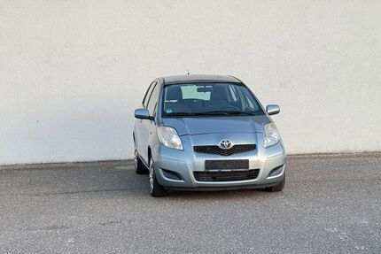 Toyota Yaris 120.000 km 5.999 &euro; Kandel 76870