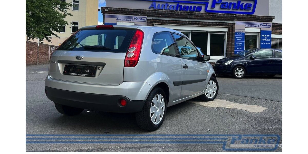 Ford Fiesta Ambiente 1.3*Radio/CD*AUX*Klima* 245.511 km 1.290 &euro; Berlin 13187