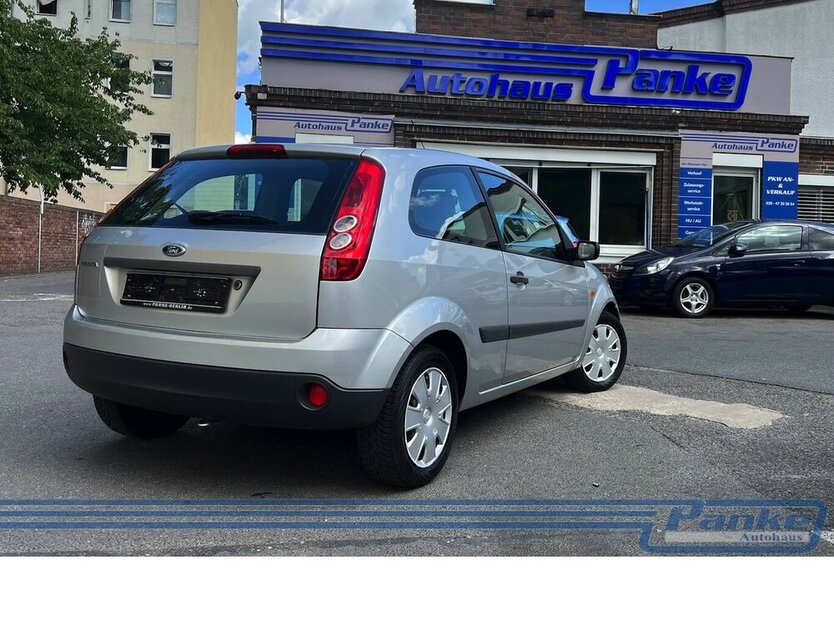 Ford Fiesta Ambiente 1.3*Radio/CD*AUX*Klima* 245.511 km 1.790 € Berlin 13187