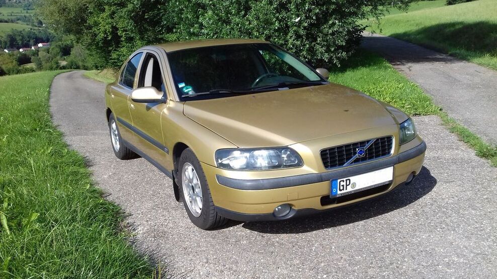 Volvo S60 312.000 km 3.100 € Lauterstein 73111
