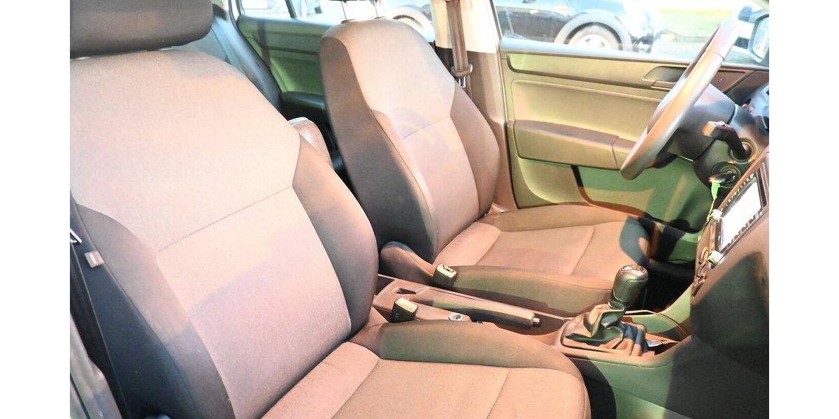 Skoda Rapid Spaceback 1.2 mit NAVI Steuerkette neu!!! 175.000 km 5.300 &euro; Seevetal - Hittfeld 21218