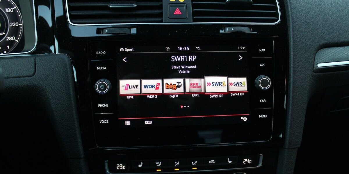 VW Golf VII GTI Performance DSG/NAVI/LED/ACC 90.985 km 20.500 &euro; Höchstenbach 57629