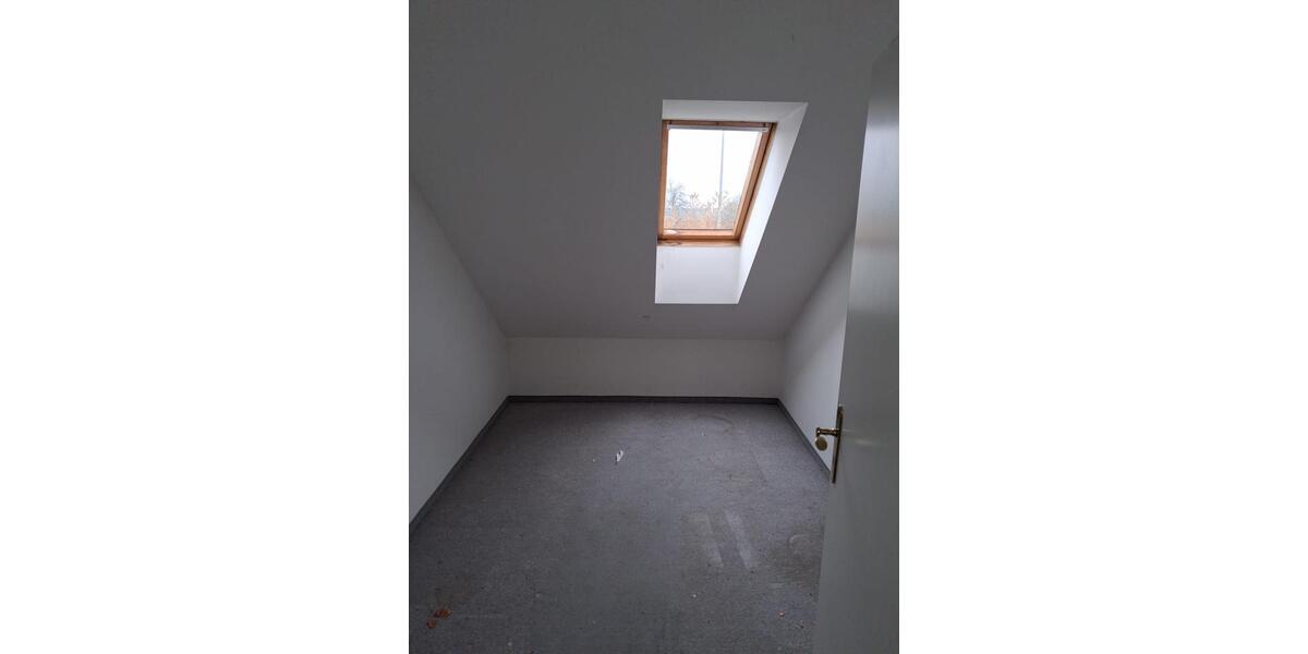 Etagenwohnung Burghausen - 2 Zimmer, 60 m&sup2;, 210.000&euro; | Angebot:26407172