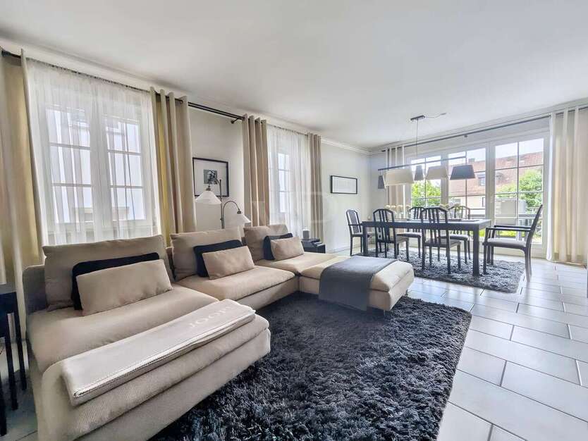 Haus zum Kaufen in Fellbach 1.245.000 € 259.56 m² 9.5 zimmer