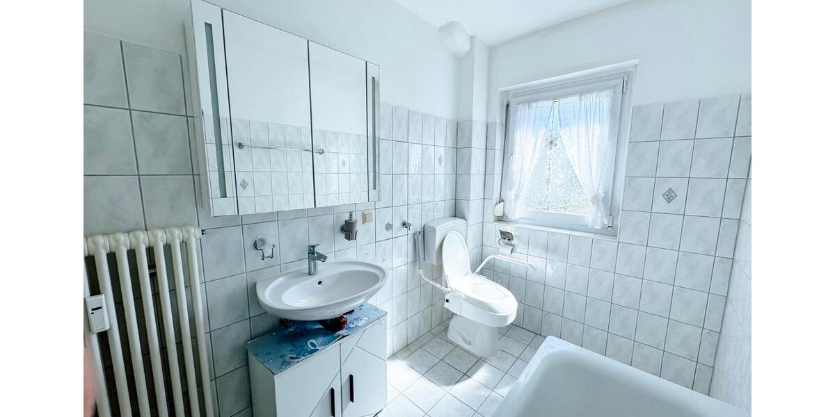 Etagenwohnung Rielasingen-Worblingen Worblingen - 3 Zimmer, 71 m&sup2;, 245.000&euro; | Angebot:26840343