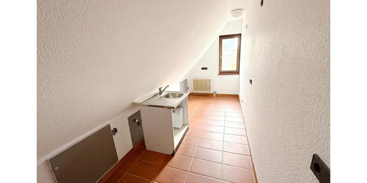 Etagenwohnung Reichenbach an der Fils - 3 Zimmer, 82 m&sup2;, 800&euro; | Angebot:26646515