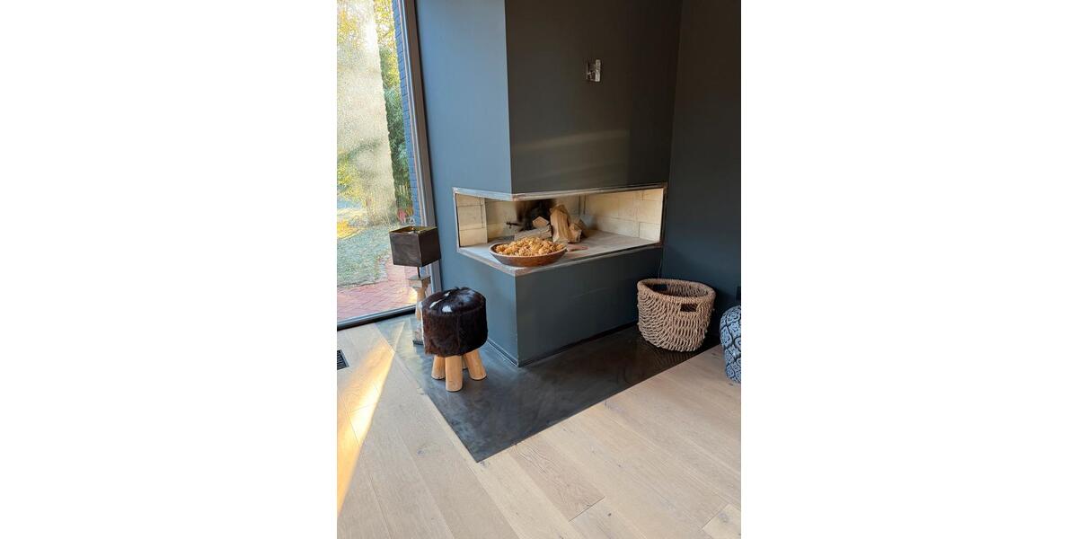 EXCLUSIVES REETDACH-LANDHAUS Nähe Hamburg 5 zimmer