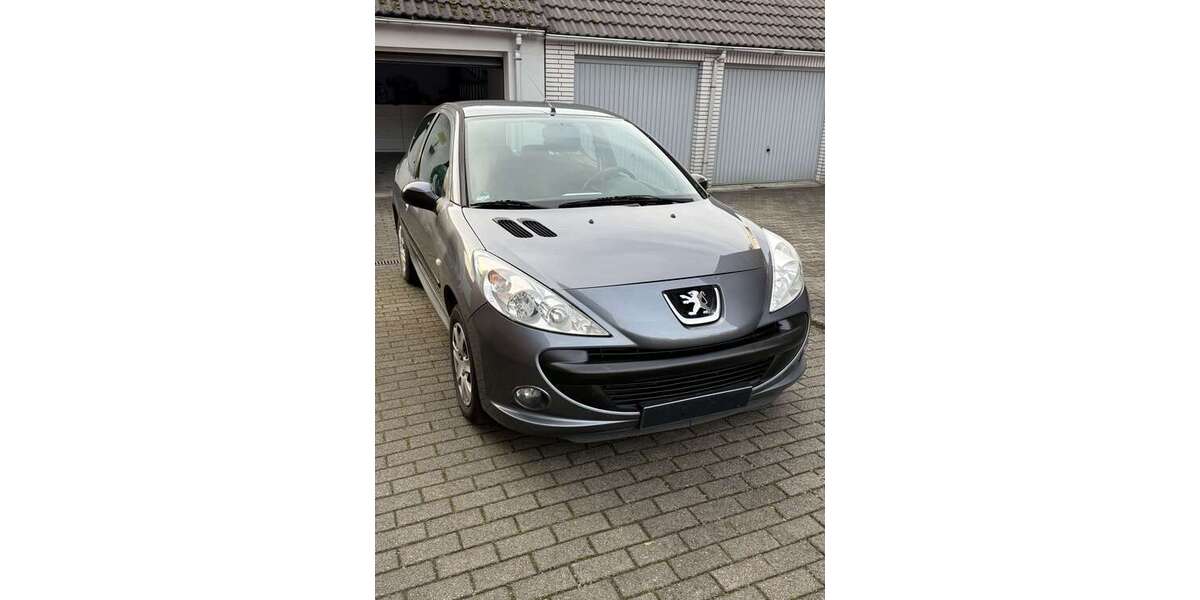Peugeot 206 79.981 km 2.700 € Recklinghausen 45661