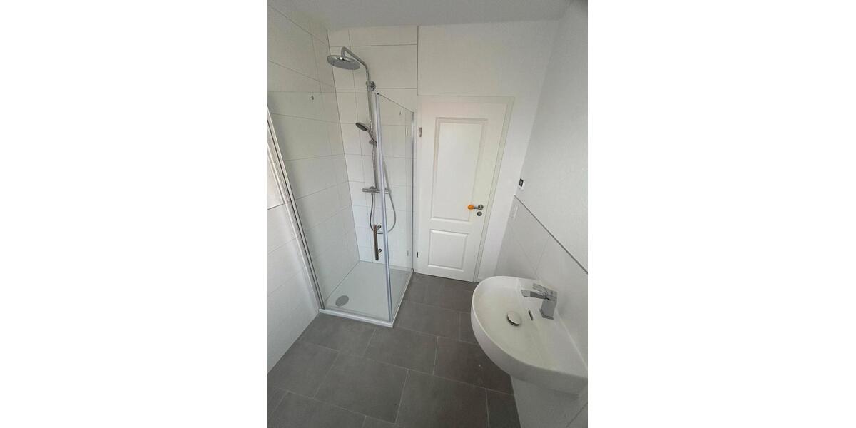 Doppelhaushälfte Westerstede - 4 Zimmer, 80 m&sup2;, 850&euro; | Angebot:25044956