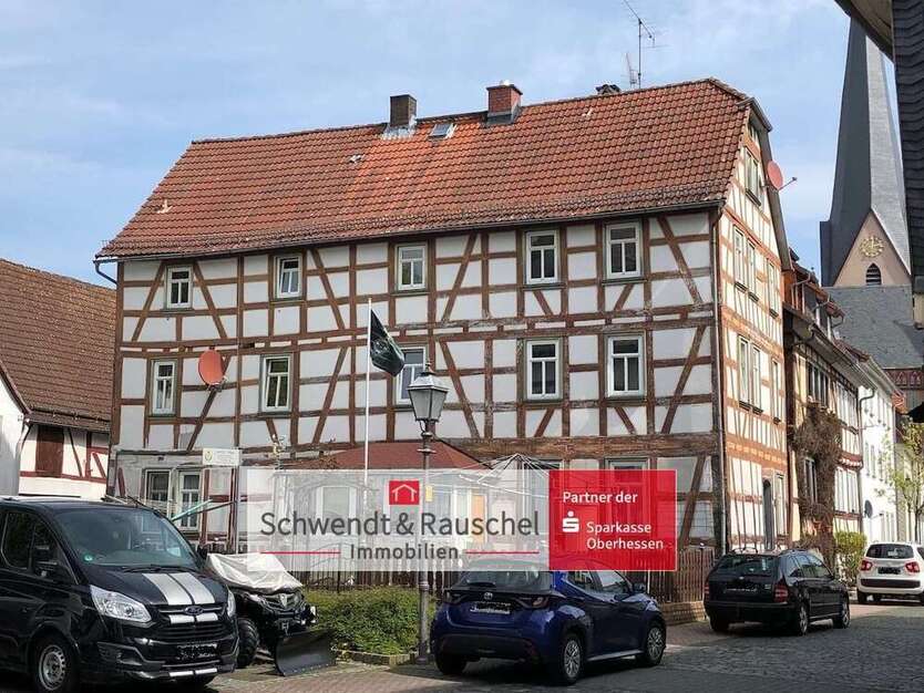 Haus zum Kaufen in Schotten 274.000 € 269 m²