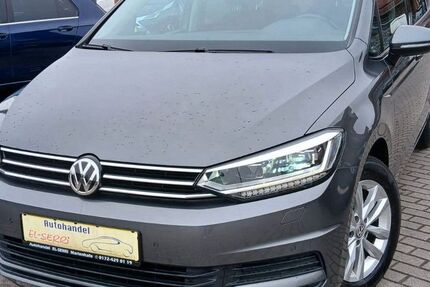 VW Touran 164.000 km 16.450 &euro; Upgant-Schott 26529