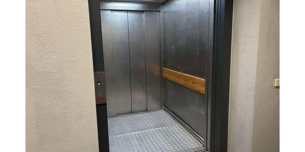 Gewerbeobjekt Halle (Saale) Büschdorf - 1 Zimmer, 488 m&sup2;, 3.990&euro; | Angebot:25671753