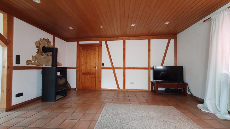 Etagenwohnung Wendlingen am Neckar - 4.5 Zimmer, 150 m&sup2;, 1.750&euro; | Angebot:25329928