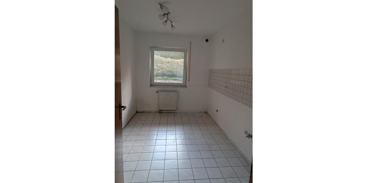 Etagenwohnung Paderborn - 2 Zimmer, 81 m&sup2;, 567&euro; | Angebot:26380614