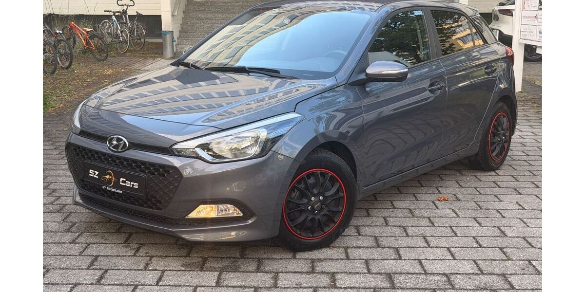Hyundai i20 98.500 km 9.800 &euro; München 81677