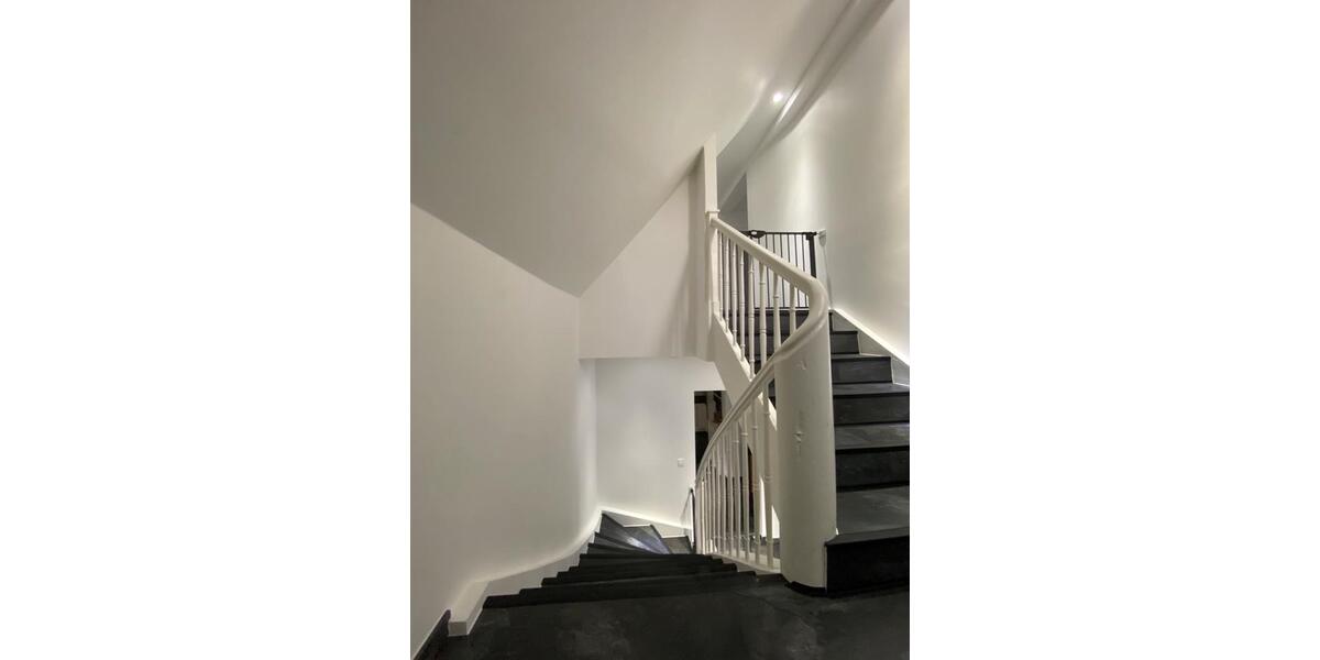 Doppelhaushälfte Calw - 7 Zimmer, 150 m&sup2;, 375.000&euro; | Angebot:25498592