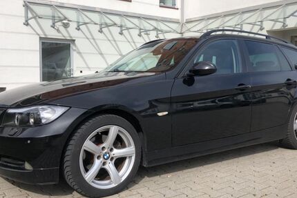 BMW 320 215.000 km 2.488 &euro; Tutzing 82327