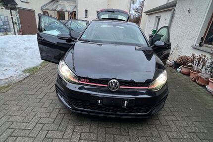 VW Golf 122.000 km 18.999 &euro; Torgau 04860