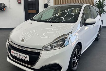Peugeot 208 70.500 km 6.100 &euro; Gaggenau 76571