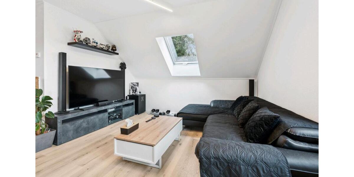 Dachgeschoßwohnung Ochsenhausen - 3.5 Zimmer, 93 m&sup2;, 405.000&euro; | Angebot:26987303