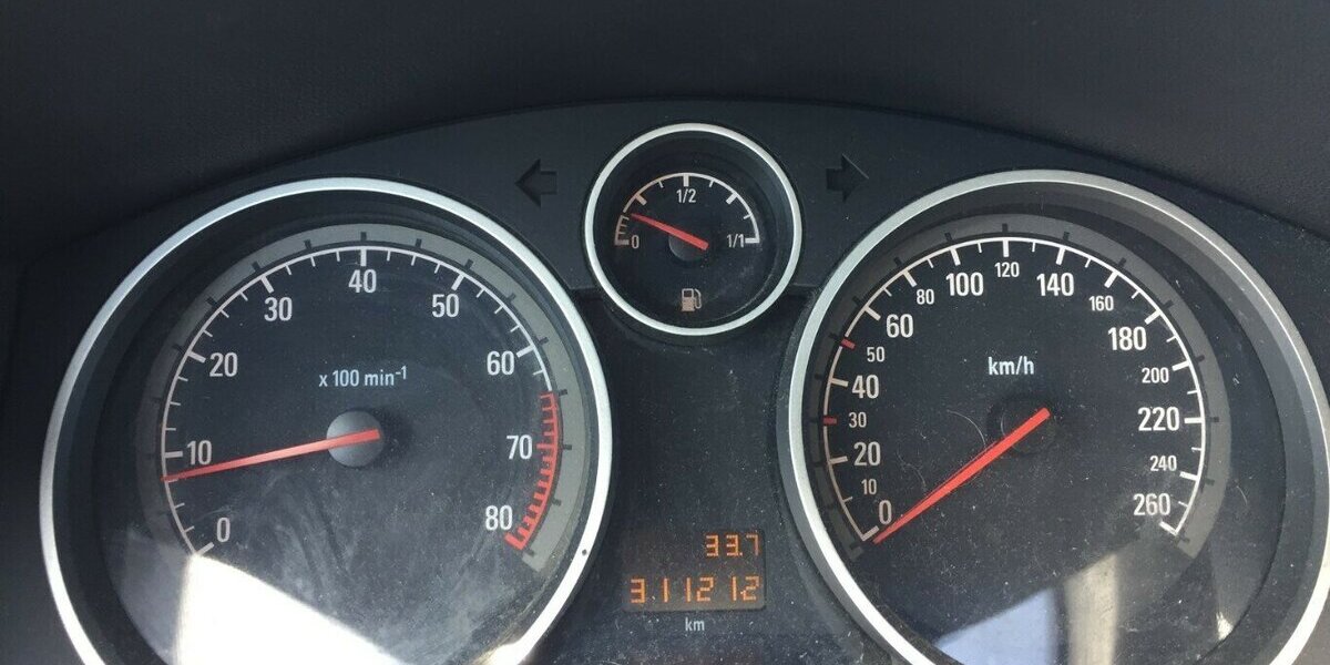 Opel Astra Kombi,AHK,Edition ,Tüv 03/28! 311.000 km 850 &euro; Himmelkron 95502