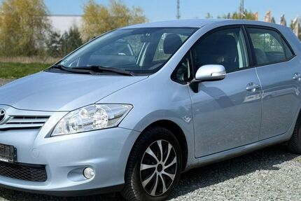 Toyota Auris 123.296 km 6.290 &euro; Hermsdorf/Schleifreisen 07629