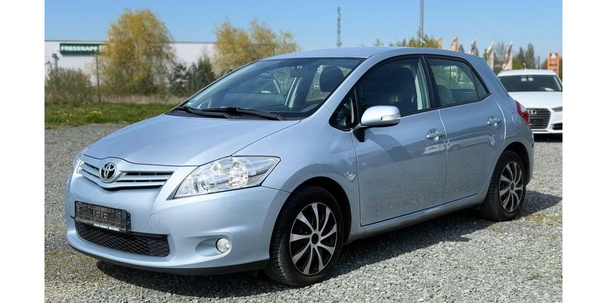 Toyota Auris 123.296 km 6.290 &euro; Hermsdorf/Schleifreisen 07629