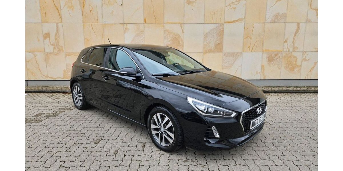 Hyundai i30 102.000 km 11.990 &euro; Schwetzingen 68723
