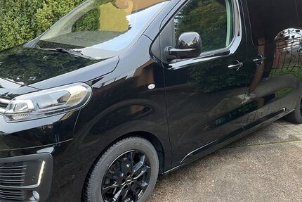 Citroen SpaceTourer 23.997 km 44.950 € Mittweida 09648