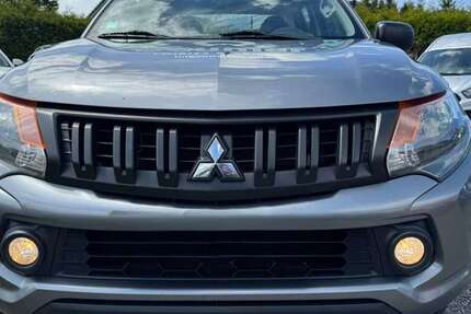 Mitsubishi L200 221.000 km 11.400 &euro; Mechernich 53894