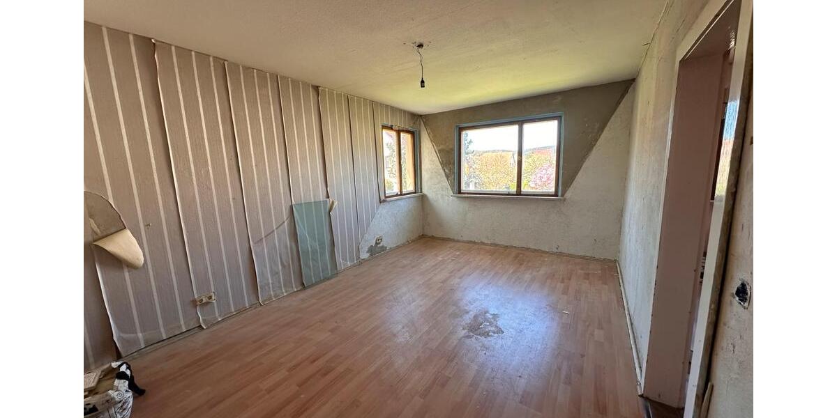 Mehrfamilienhaus, Wohnhaus Rudolstadt - 11 Zimmer, 240 m&sup2;, 189.000&euro; | Angebot:26325696