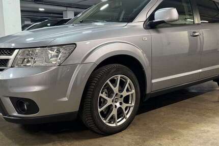 Fiat Freemont 136.578 km 12.599 &euro; München 81675