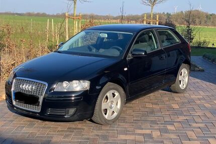 Audi A3 258.700 km 2.600 &euro; Zeven 27404