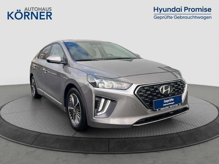 Hyundai IONIQ 62.106 km 17.900 € Berlin 12683