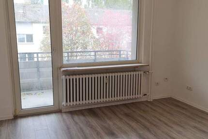 Renovierte 3-Zimmer-Wohnung im 2-Obergeschoss zu vermieten! *Mit Balkon* 3 zimmer