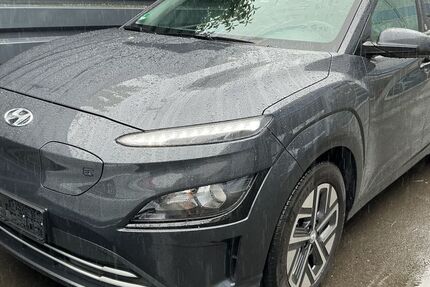 Hyundai KONA 37.686 km 18.900 &euro; Eitorf 53783