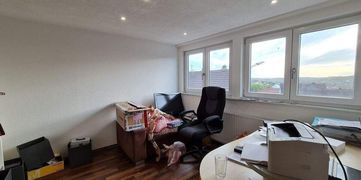 Doppelhaushälfte Osterburken - 6 Zimmer, 167 m&sup2;, 420.000&euro; | Angebot:25704291