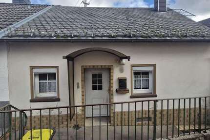 Haus Nonnweiler - 2 Zimmer, 60 m&sup2;, 45.000&euro; | Angebot:24785114
