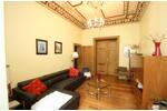 Jugendstil. 4 Apartments. Zentral. viel Potential. Provisionsfrei
