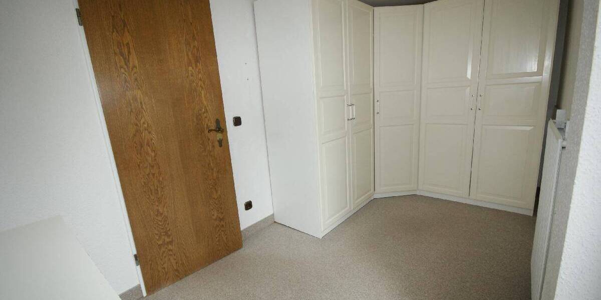 Etagenwohnung Köln Wahn - 4 Zimmer, 88 m&sup2;, 750&euro; | Angebot:26642082