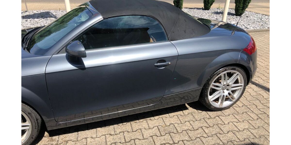 Audi TT 157.000 km 7.500 &euro; Düren 52349