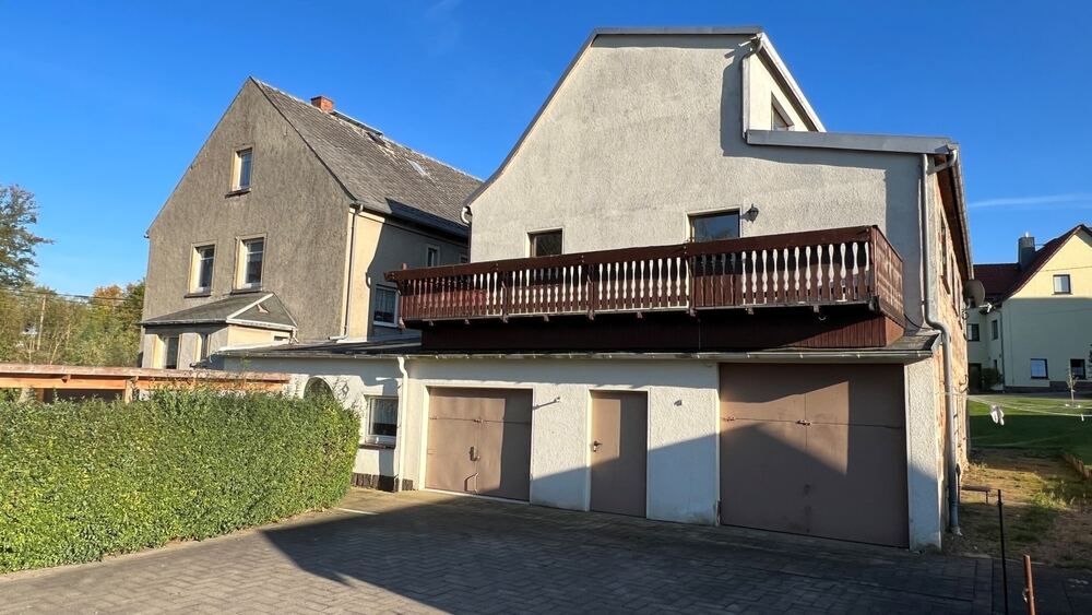 2 Wohnhäuser mit 3 Wohnungen plus 200m² Werkstatträumen bei Mittweida - Zweifamilienhaus Mittweida | Angebot:26000074