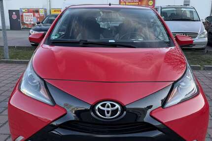 Toyota Aygo 94.500 km 6.800 &euro; berlin 10963