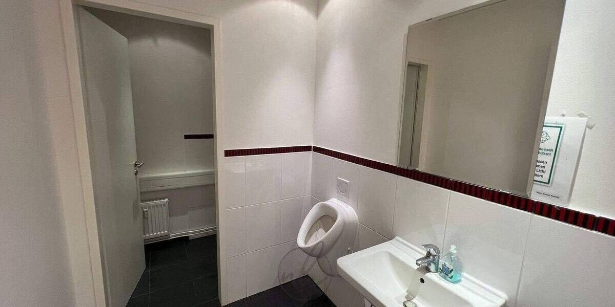 Gewerbeobjekt Hamburg Hamm - 4 Zimmer, 140 m&sup2;, 1.330&euro; | Angebot:26851819