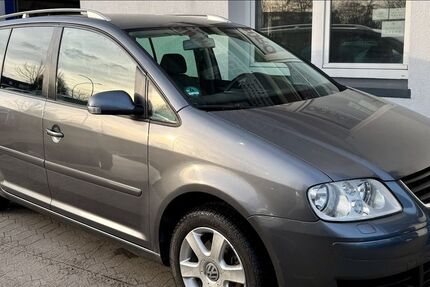 VW Touran 123.000 km 5.490 &euro; Hamburg 20537