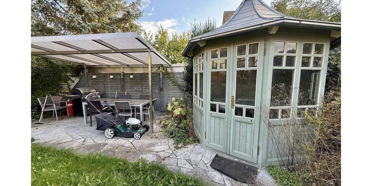Bungalow Iphofen - 6 Zimmer, 160 m&sup2;, 2.380&euro; | Angebot:25682631