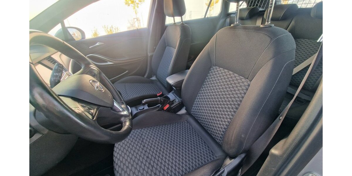 Opel Astra Edition StartStop NAVI Klima 72.000 km 13.299 &euro; Landau 76829